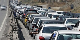 معاون عملیات پلیس راه راهور ناجا اعلام کرد:
ترافیک سنگین در محورهای خروجی تهران/ اعلام چگونگی دریافت اطلاعات از وضعیت جاده‌ها
