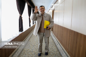 حضور احمدی نژاد در جلسه امروز مجمع تشخیص مصلحت نظام و پایان دادن به شایعه تعلیق عضویت اش
